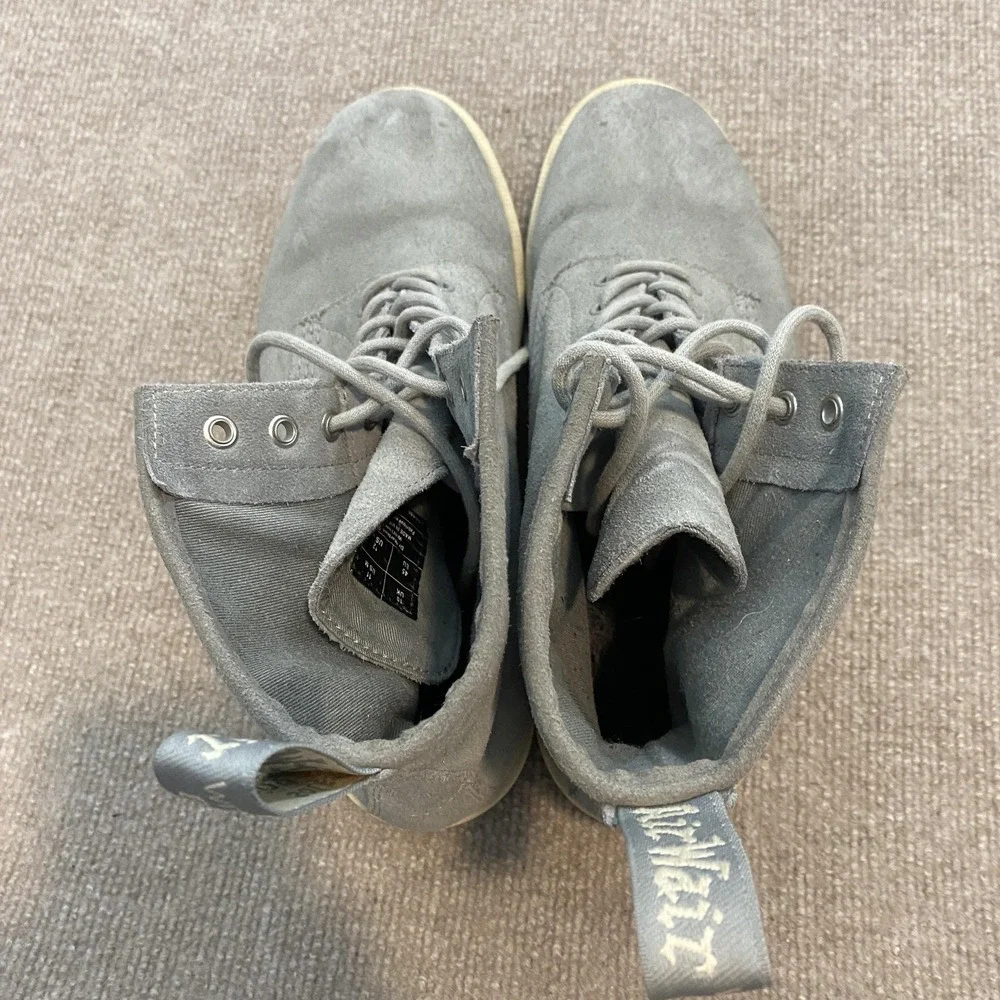 Dr.‎ Martens Whiton Boots Mens Size 11 Gray Suede Ankle Combat Lace Up Casual